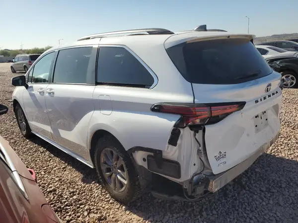 5TDKSKFC7NS048969 2022 TOYOTA SIENNA - Image 2