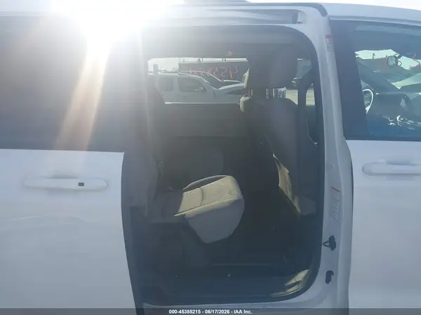 5TDKSKFC7NS066288 2022 TOYOTA SIENNA - Image 8