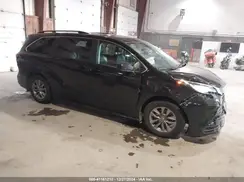5TDKSKFC7NS070678 2022 TOYOTA SIENNA