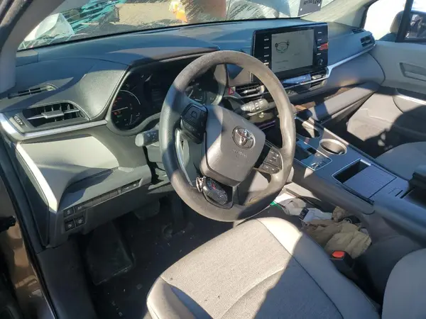 5TDKSKFC7RS131565 2024 TOYOTA SIENNA - Image 8