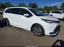 5TDKSKFC8MS016112 2021 TOYOTA SIENNA