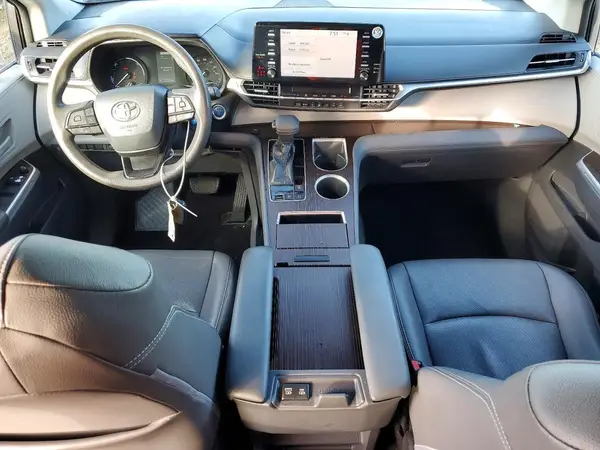 5TDKSKFC8NS042386 2022 TOYOTA SIENNA - Image 8