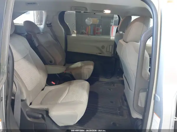 5TDKSKFC8NS065960 2022 TOYOTA SIENNA - Image 8