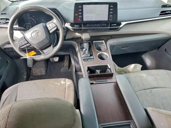 5TDKSKFC8NS070284 2022 TOYOTA SIENNA - Image 8