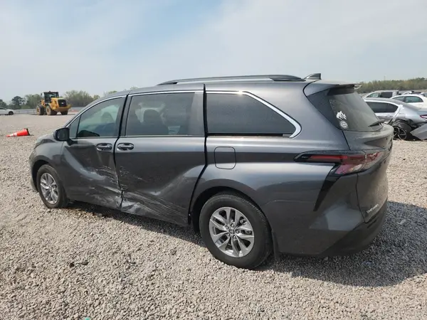 5TDKSKFC8SS222494 2025 TOYOTA SIENNA - Image 2