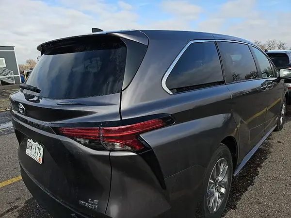 5TDKSKFC9MS013526 2021 TOYOTA SIENNA - Image 8