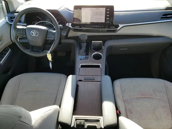 5TDKSKFC9NS051307 2022 TOYOTA SIENNA - Image 8