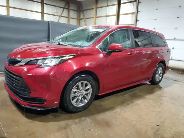 5TDKSKFC9NS058841 2022 TOYOTA SIENNA - Image 1