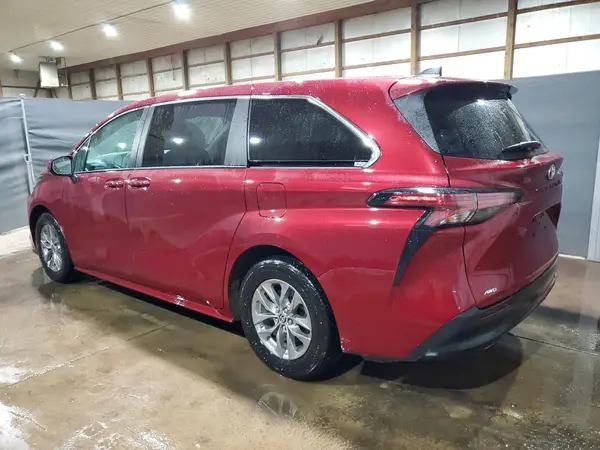 5TDKSKFC9NS058841 2022 TOYOTA SIENNA - Image 2