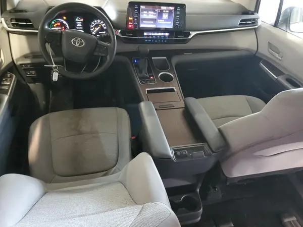 5TDKSKFC9PS074167 2023 TOYOTA SIENNA - Image 8