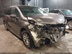 5TDKSKFCXMS003233 2021 TOYOTA SIENNA