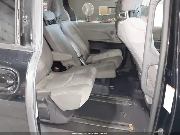 5TDKSKFCXMS032537 2021 TOYOTA SIENNA - Image 8