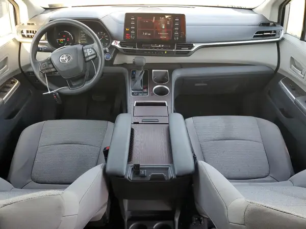5TDKSKFCXNS062431 2022 TOYOTA SIENNA - Image 8