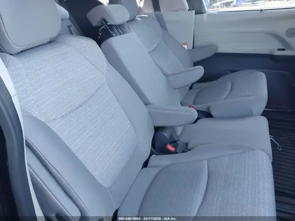 5TDKSKFCXNS069816 2022 TOYOTA SIENNA - Image 8