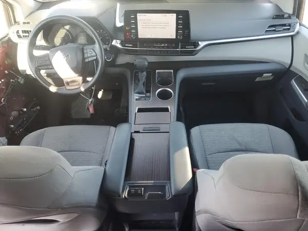 5TDKSKFCXPS073898 2023 TOYOTA SIENNA - Image 8