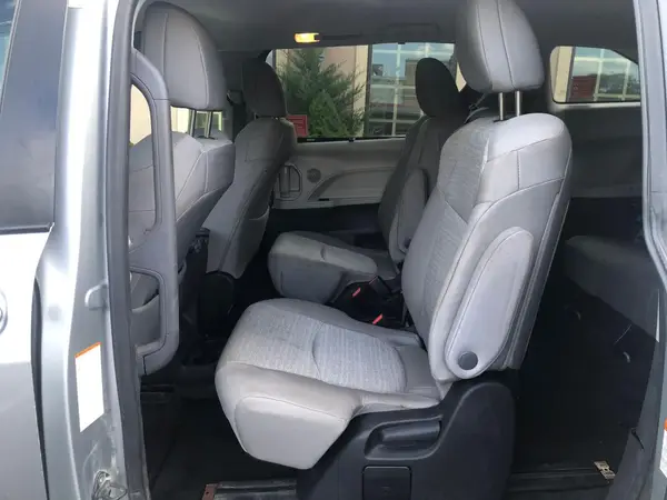 5TDKSKFCXPS094296 2023 TOYOTA SIENNA - Image 8