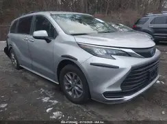 5TDKSKFCXSS157924 2025 TOYOTA SIENNA