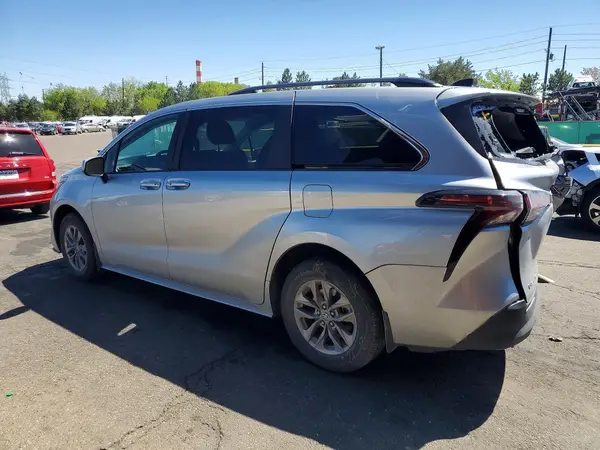5TDKSKFCXSS159611 2025 TOYOTA SIENNA - Image 2
