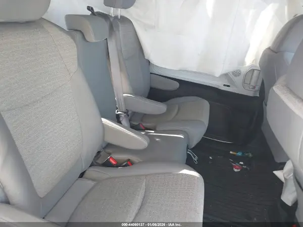 5TDKSKFCXSS166722 2025 TOYOTA SIENNA - Image 8