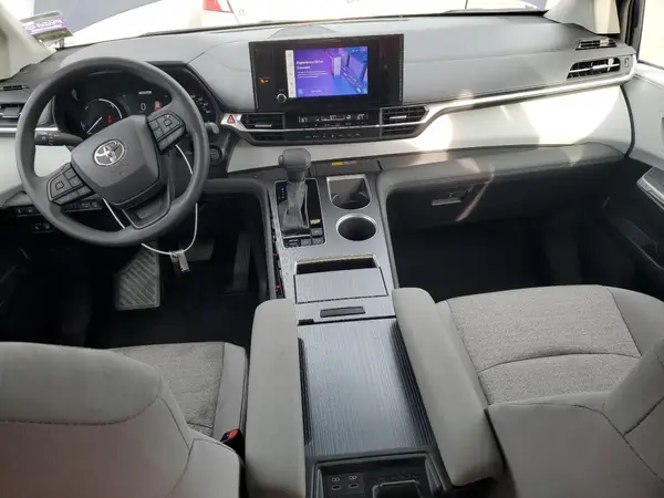 5TDKSKFCXSS182273 2025 TOYOTA SIENNA - Image 8