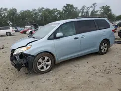 5TDKZ3DC0HS794673 2017 TOYOTA SIENNA
