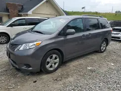 5TDKZ3DC0HS850482 2017 TOYOTA SIENNA
