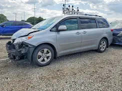 5TDKZ3DC0HS863653 2017 TOYOTA SIENNA