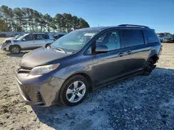 5TDKZ3DC0JS905518 2018 TOYOTA SIENNA
