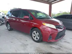 5TDKZ3DC0JS906717 2018 TOYOTA SIENNA