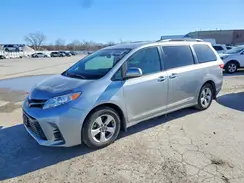 5TDKZ3DC0JS933206 2018 TOYOTA SIENNA