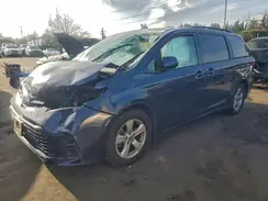 5TDKZ3DC0JS937465 2018 TOYOTA SIENNA