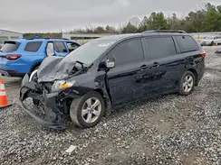 5TDKZ3DC0JS947994 2018 TOYOTA SIENNA