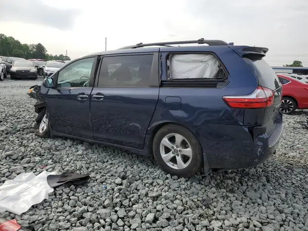5TDKZ3DC0KS005431 2019 TOYOTA SIENNA - Image 2
