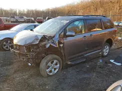 5TDKZ3DC0KS983931 2019 TOYOTA SIENNA