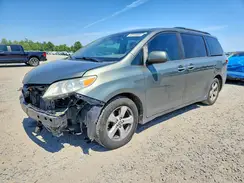 5TDKZ3DC0KS986151 2019 TOYOTA SIENNA