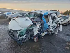 5TDKZ3DC0KS989812 2019 TOYOTA SIENNA