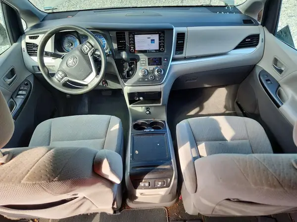 5TDKZ3DC0LS028371 2020 TOYOTA SIENNA - Image 8