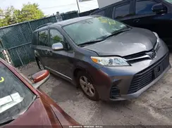 5TDKZ3DC0LS033831 2020 TOYOTA SIENNA