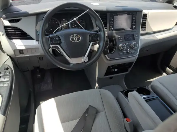 5TDKZ3DC0LS039564 2020 TOYOTA SIENNA - Image 8