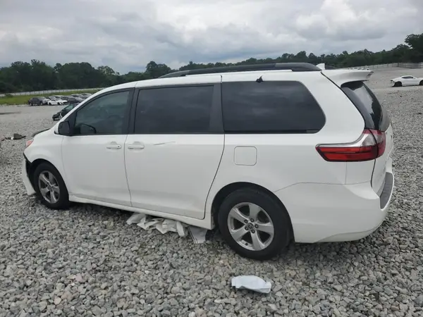 5TDKZ3DC0LS061760 2020 TOYOTA SIENNA - Image 2