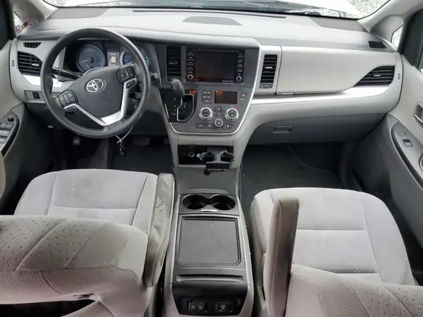 5TDKZ3DC0LS066263 2020 TOYOTA SIENNA - Image 8