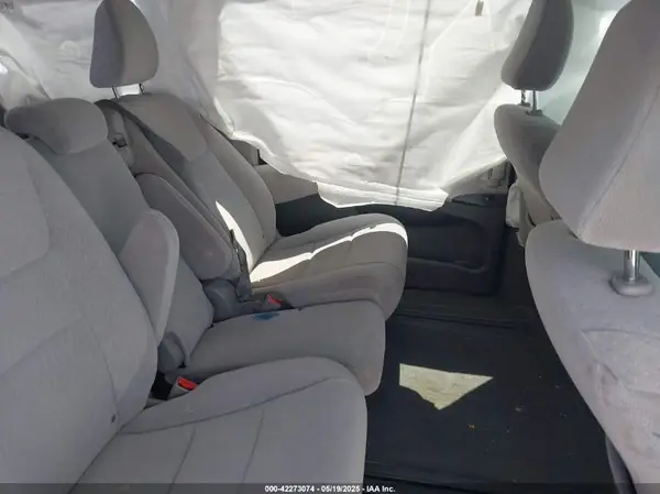 5TDKZ3DC0LS070040 2020 TOYOTA SIENNA - Image 8