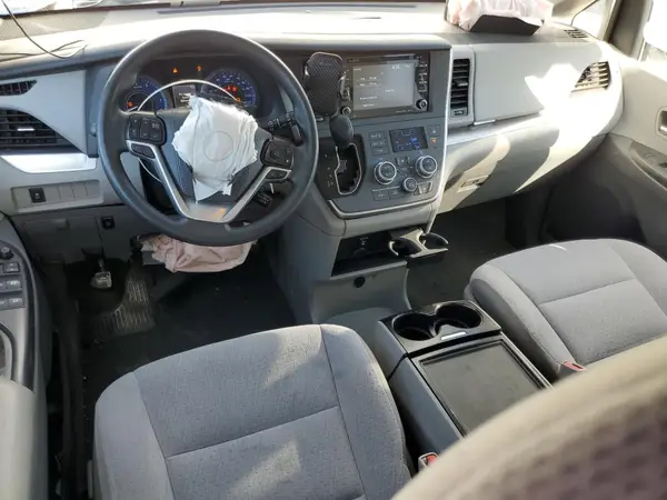5TDKZ3DC0LS077716 2020 TOYOTA SIENNA - Image 8