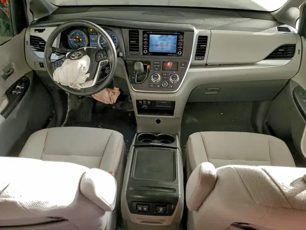 5TDKZ3DC0LS079031 2020 TOYOTA SIENNA - Image 8