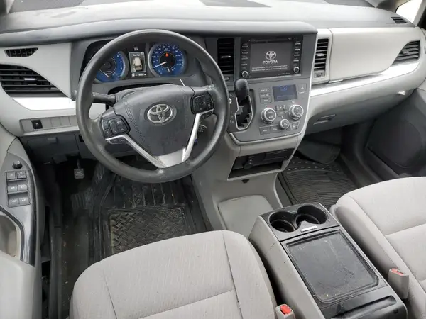 5TDKZ3DC0LS087727 2020 TOYOTA SIENNA - Image 8