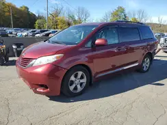 5TDKZ3DC1HS781155 2017 TOYOTA SIENNA