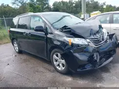 5TDKZ3DC1HS781219 2017 TOYOTA SIENNA