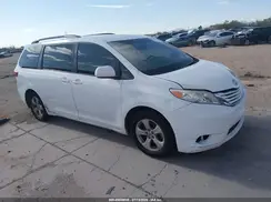 5TDKZ3DC1HS793502 2017 TOYOTA SIENNA