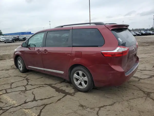 5TDKZ3DC1HS794956 2017 TOYOTA SIENNA - Image 2