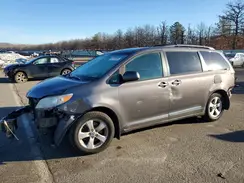 5TDKZ3DC1HS808029 2017 TOYOTA SIENNA